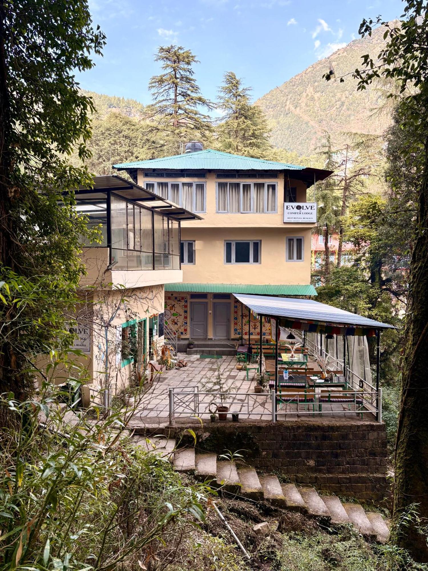 Eevolve Dharamkot - An Eco Hostel McLeod Ganj Extérieur photo