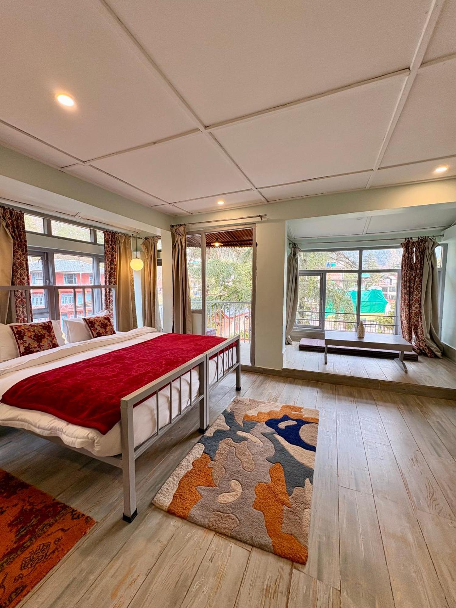 Eevolve Dharamkot - An Eco Hostel McLeod Ganj Extérieur photo